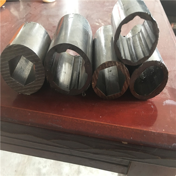 外圓内異型鋼管